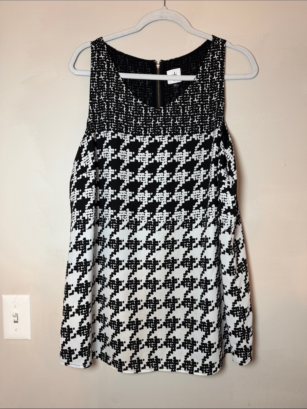 CAbi Black and White Houndstooth Print Sleeveless Top